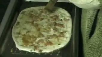 掉渣饼做法视频,口感酥脆，回味无穷